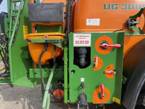Amazone UG3000 trailed sprayer - Image 11