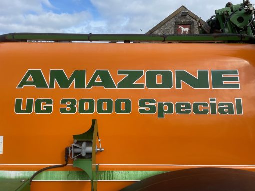 Amazone UG3000 trailed sprayer - Image 9