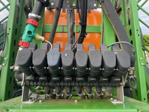 Amazone UG3000 trailed sprayer - Image 8