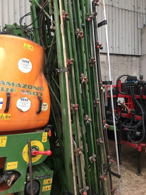Amazone UF1501 mounted sprayer - Image 5