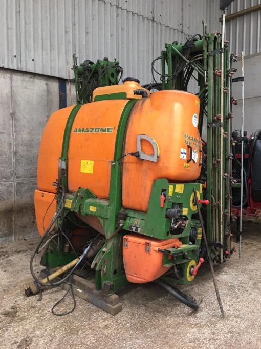Amazone UF1501 mounted sprayer