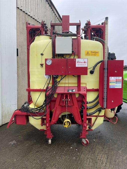 Hardi Master Pro 1800 mounted sprayer
