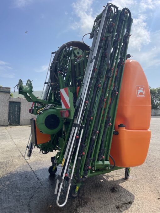Amazone UF1801 mounted sprayer - Image 5