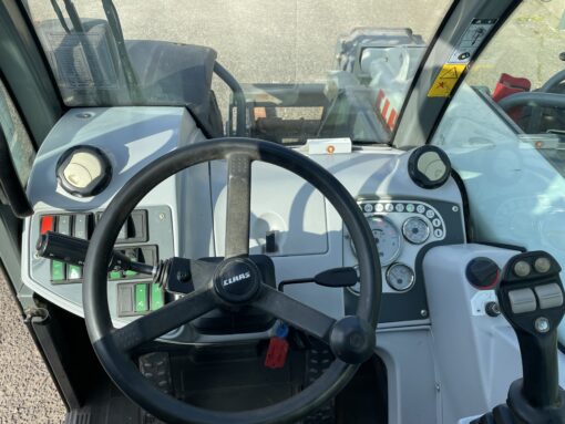 Claas Scorpion 7040 Varipower - Image 11