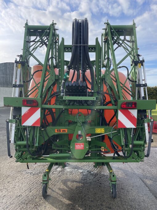 Amazone UF1501 mounted sprayer - Image 5