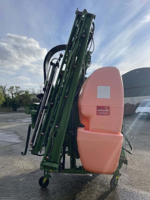 Amazone UF1501 mounted sprayer - Image 4
