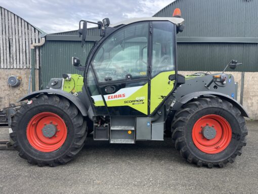 Claas Scorpion 635 Varipower
