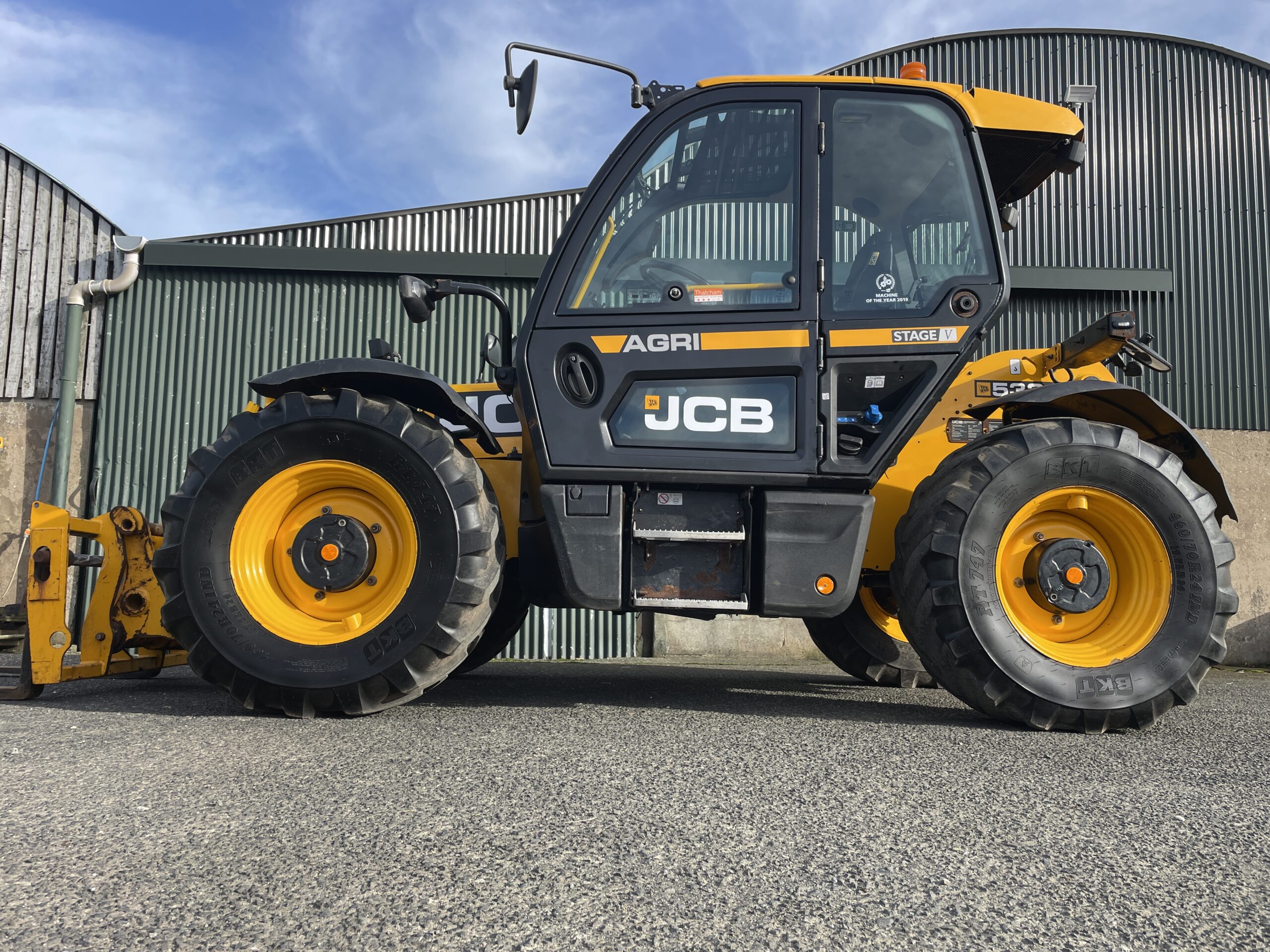 2022 JCB 532-60 - Image 2